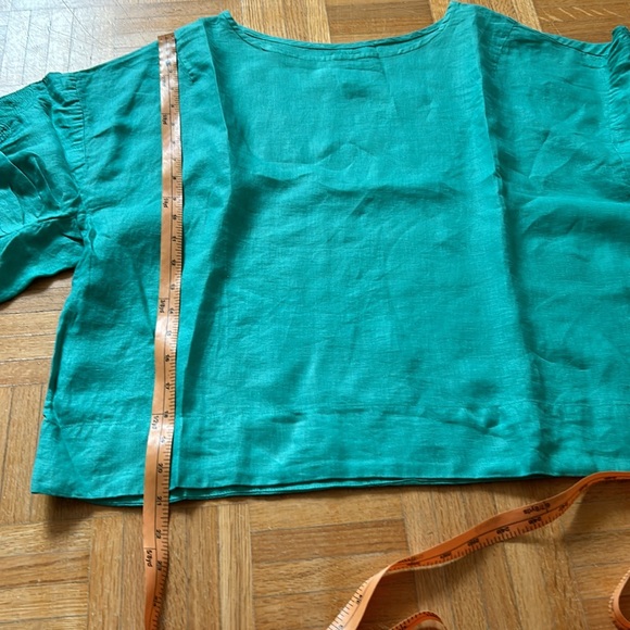 Linen - Picture 3 of 13